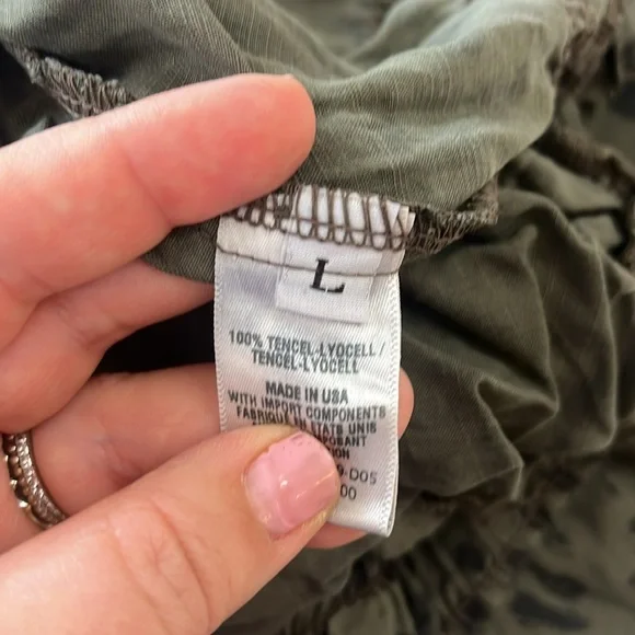 bella dahl jogger - Picture 5 of 5